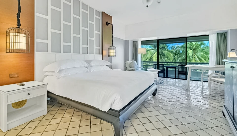 هتل پولمن کارون بیچ ریزورت پوکت